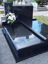 Пам'ятник із світлого граніту ціни львів