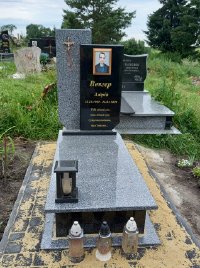 Пам'ятник Фото 001