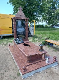 Пам'ятник Фото 41