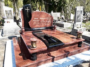 Пам'ятник гранітний для двох поховань сокаль львівська область