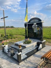 Пам'ятник Фото 904